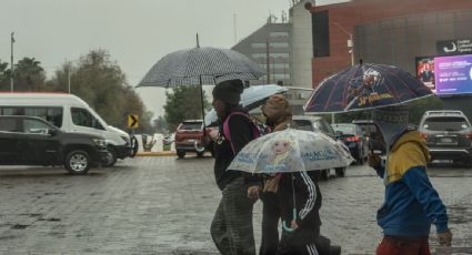 Estudiantes de nivel básico regresarán a clases este lunes en medio de un clima lluvioso en casi todo el país