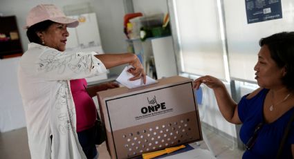 Detienen a funcionario electoral de Perú por las fallas logísticas que provocaron retrasos en los comicios