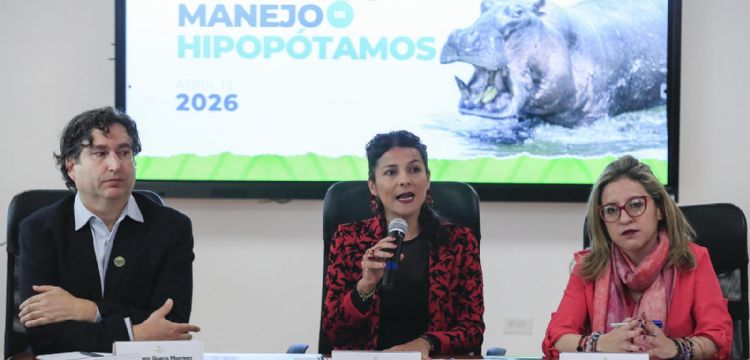 Colombia aplicará eutanasia a unos 80 hipopótamos, descendientes de los que introdujo Pablo Escobar