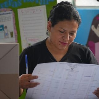 Perú se encamina a una segunda vuelta presidencial sin contendientes claros