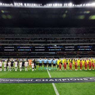Afición del América lanza grito homofóbico ante visores de FIFA en el Azteca y el partido se detiene