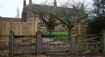 Andrew Mountbatten-Windsor, de los delitos inconfesables al destierro "trendy"