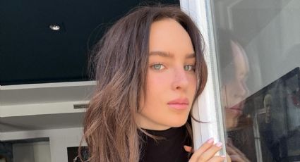 “Por ella”, cumbia interpretada por Belinda y Los Ángeles Azules, es la última canción del álbum oficial del Mundial 2026