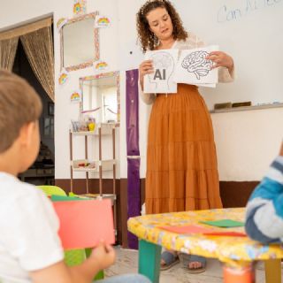 Ante "crisis de aprendizaje", Unesco abrirá observatorio especializado en IA en América Latina