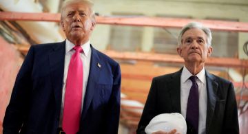 "Tendré que despedirlo", advierte Trump si Powell permanece en la Fed al terminar su periodo en mayo