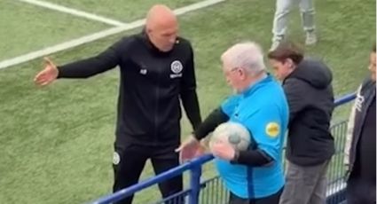 El exfutbolista Arjen Robben regaña a un árbitro y empuja al papá de otro niño en partido infantil de su hijo