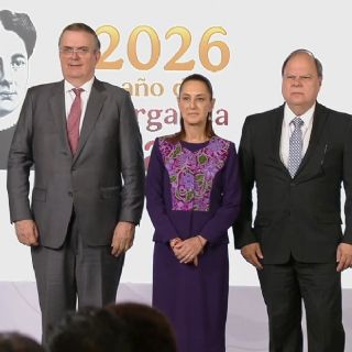 La empresa de electrónica Flex anuncia la inversión de mil millones de dólares en México