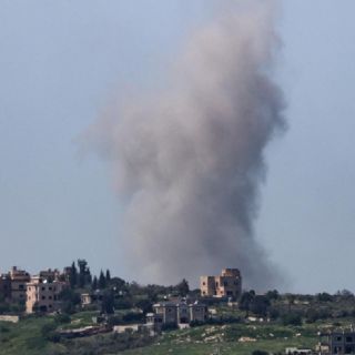 "Si nos sentimos amenazados, reaccionaremos", advierte Israel a Hezbolá tras anuncio de tregua