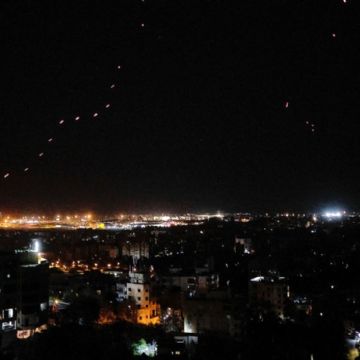 Con disparos al aire y cohetes, Beirut celebra el comienzo de la tregua con Israel