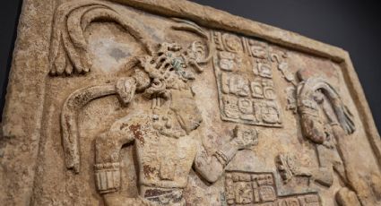 Empresario neoyorquino regresa a México un dintel maya de "valor incalculable"