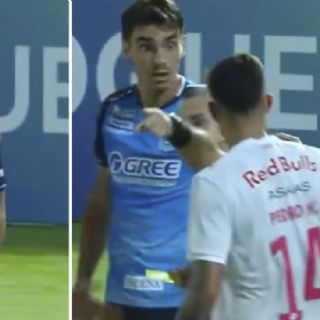 Futbolista recibe doble amonestación en la misma jugada y es expulsado