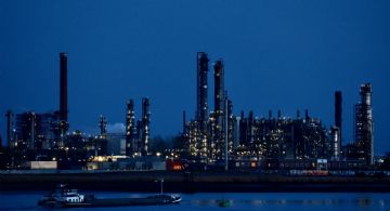 Precio del crudo de Texas cae 9% tras anuncio de apertura de Ormuz: barril se vende en 86.16 dólares