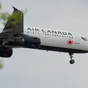 Air Canada cancela seis rutas tras incremento en los precios del combustible