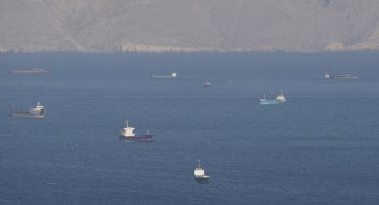 Trump anuncia el ataque e intercepción de un buque con bandera iraní al intentar cruzar el estrecho de Ormuz