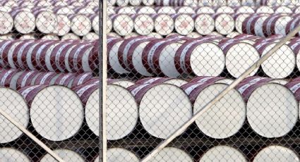 Wall Street cae y los precios del petróleo se disparan tras incertidumbre por el mensaje de Trump