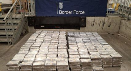 Decomisan casi una tonelada de cocaína oculta en cajas de plátano en Reino Unido; hay tres detenidos