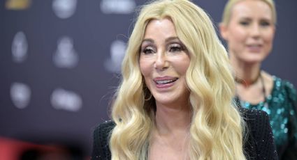 Cher es abuela de una adolescente de 15 años, reporta el medio británico The Sun