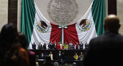 Diputados de Morena hacen cabildeo VIP a favor de aspirantes a consejeros electorales en medio de las votaciones