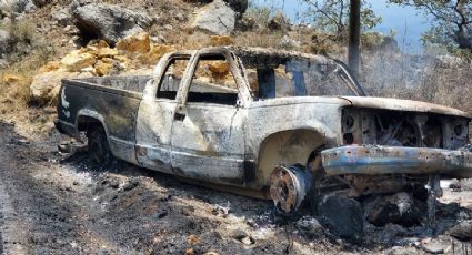 Asesinan a dos trabajadores triquis y luego incendian su vehículo; acusan ataque paramilitar