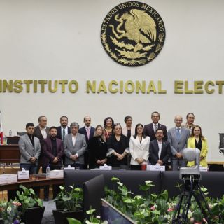 Morena ya “colonizó” el INE, advierte la oposición en el Senado