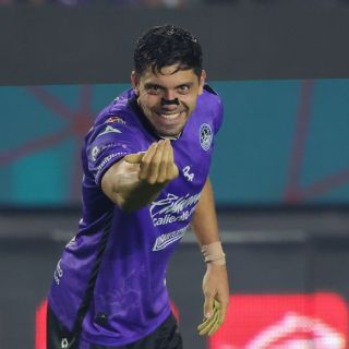 Polémica labor del 'Gato' Ortiz: Mazatlán vence al Toluca en loco juego en su último partido en casa