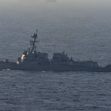 EU niega que buques eludieran el bloqueo en el estrecho de Ormuz