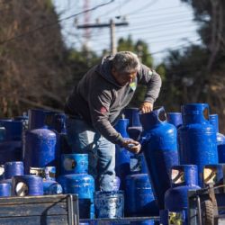 Gobierno demanda a 53 empresas por encarecer el gas LP y exige reparación del daño por colusión