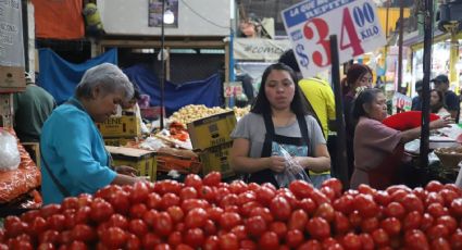Economía de México cae un 0.3% interanual en febrero, hila dos meses a la baja