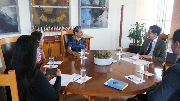 Rigoberta Menchú, premio Nobel de la Paz en 1992, tendrá cargo en la Cancillería para promover la interculturalidad
