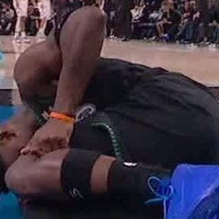 Anthony Edwards, estrella de Timberwolves, sufre escalofriante lesión de rodilla en playoffs de NBA