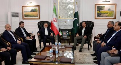 Ministro de Exteriores de Irán sostiene negociaciones con Pakistán, pero evita encuentro con representantes de EU