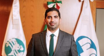 Propuesta de embajador en EU carece de experiencia diplomática y enfrenta conflicto de interés