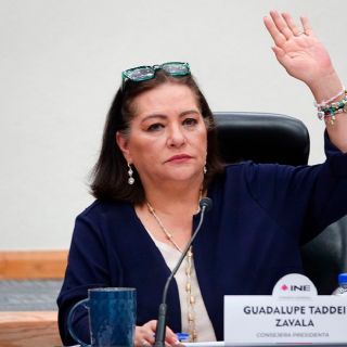 INE reducirá salario a 150 trabajadores por “plan B” de la reforma electoral