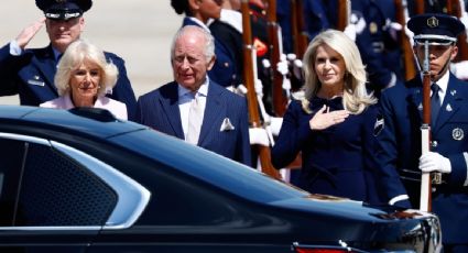 Los reyes de Inglaterra aterrizan en EU para su visita de Estado de cuatro días