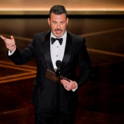 "Fue una broma muy ligera": Jimmy Kimmel minimiza comentario sobre Melania y niega incitación a un ataque contra Trump