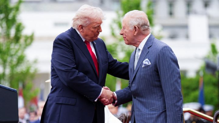 "Ve al joven Carlos, es muy lindo": Trump afirma que su madre tenía un "crush" con el rey británico