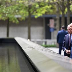 El rey Carlos III y Camila visitan la zona cero de los atentados del 11 de septiembre en Nueva York