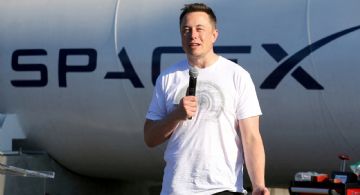 Elon Musk sólo puede despedirse a sí mismo como presidente de SpaceX, según documentos