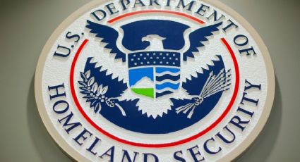 Trump ordena el pago a 35 mil empleados del Departamento de Seguridad Nacional por el cierre presupuestario