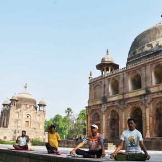 El yoga y la medicina tradicional de India llegarán a Nueva Zelanda con un tratado de libre comercio