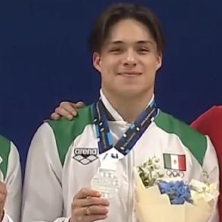 Osmar Olvera y Juan Celaya ganan la medalla de plata en trampolín sincronizado en la Súper Final