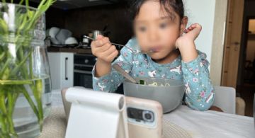 "Perjudican el desarrollo infantil": piden a YouTube proteger a niños de "videos basura" de IA