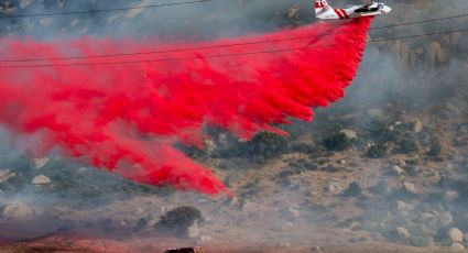 Incendio forestal en California: bomberos intentan sofocarlo mientras se mantienen las órdenes de evacuación