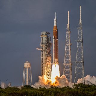 "Fue espectacular": astronautas del Artemis II afirman que vieron la cara oculta de la Luna