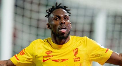 ¡Está imparable! El mexicano Julián Quiñones anota doblete y es nuevo líder de goleo de la Liga de Arabia; se aleja a tres tantos de CR7