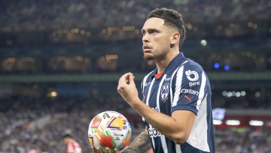 Lucas Ocampos, delantero de Rayados, se disculpa con la afición y dice que su 'corte de manga' no era para ellos: "Fue un gesto por la frustración"