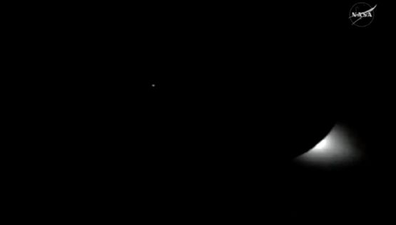 "Entramos en modo de ciencia ficción": tripulantes de Artemis II se quedan sin palabras ante el eclipse solar