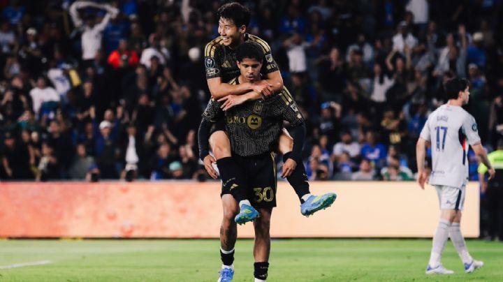 ¡Agoniza el campeón! Cruz Azul es goleado por el LAFC y tiene un pie fuera de la Concachampions