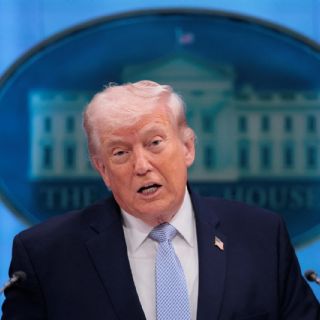 Trump propone llevarse uranio iraní con “excavadoras” y plantea una alianza con Teherán