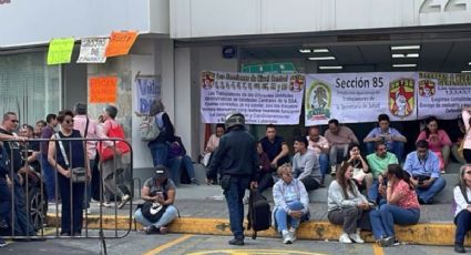 “Nuestros derechos han sido violentados”: trabajadores del sector salud protestan por más de nueve horas para exigir mejores condiciones laborales